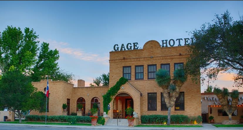 Exterior of the Gage Hotel in Marathon, Texas